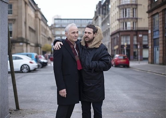 Chanterende buurvrouw