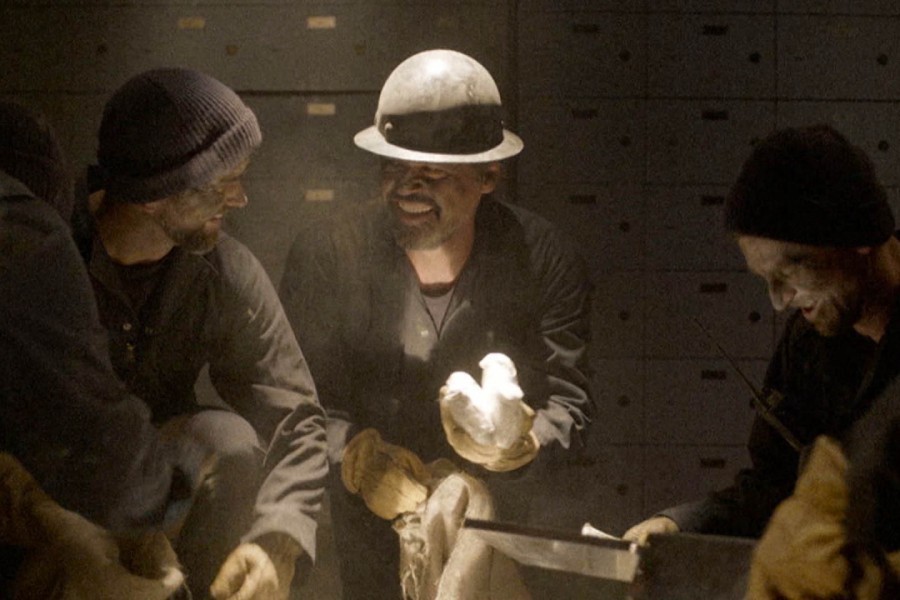 Greatest Heists With Pierce Brosnan