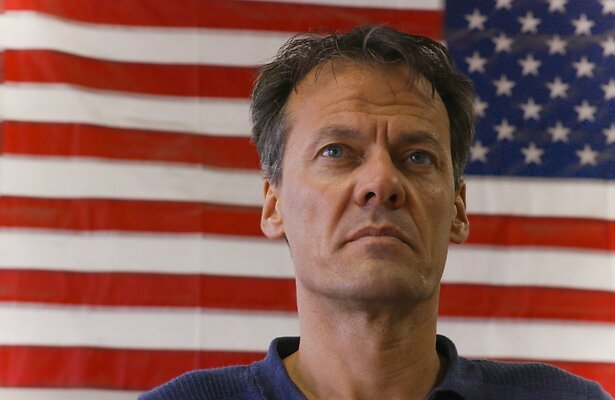 Tijs van den Brink voor God, Jesus, Trump