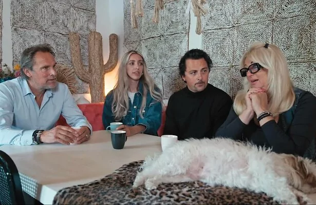 De Hanslers in de eerste aflevering.