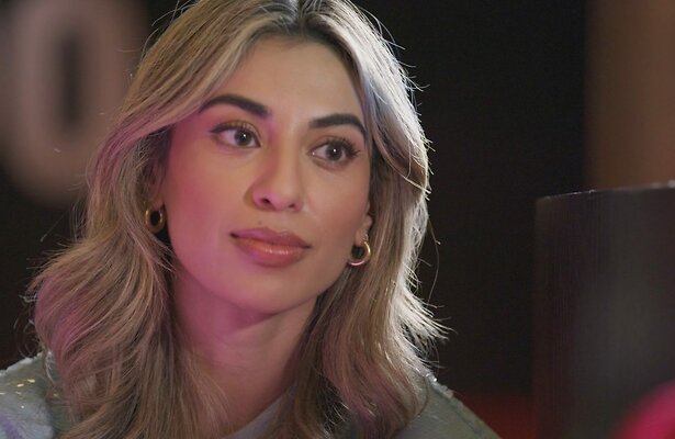 Hila Noorzai voor 90's Dance