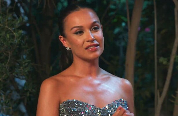 Holly Mae Brood in Love Island