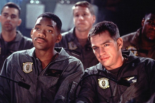 Aliens meppen met Will Smith