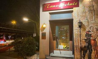 Im Wiegeschritt durch die Zeit: Hamburgs älteste Tanzschule