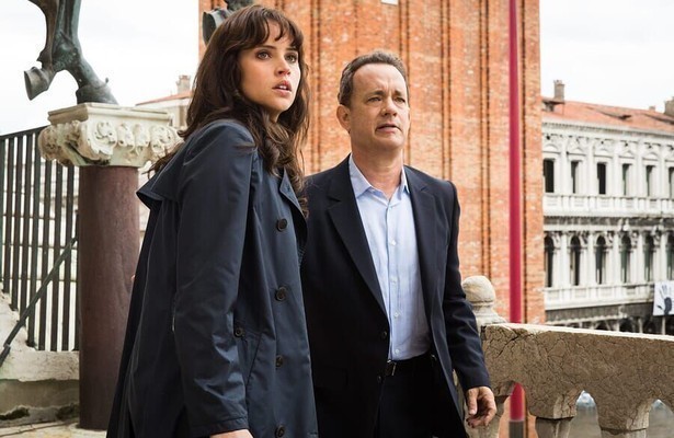 Tom Hanks en Felicity Jones in Inferno