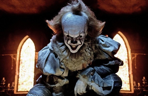 Bill Skarsgård als Pennywise