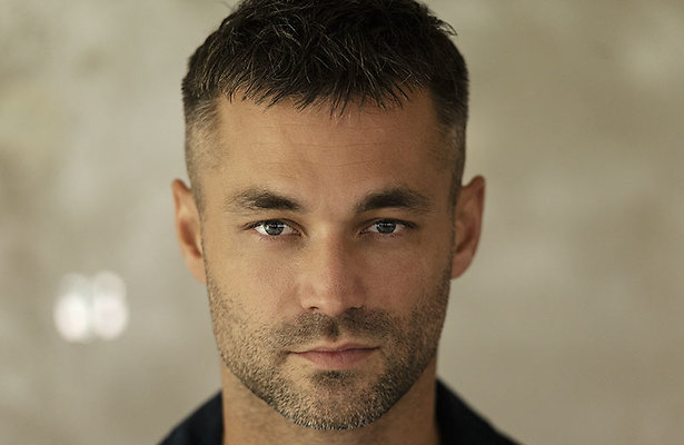 Nieuw programma Jan Kooijman over preutse jongeren en seksende BN'ers