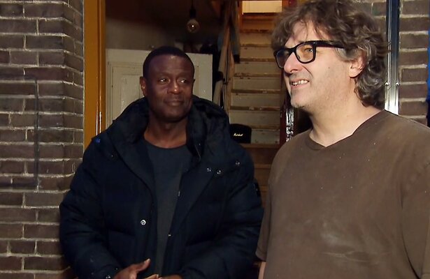 John Williams in Help, Mijn Man Is Klusser