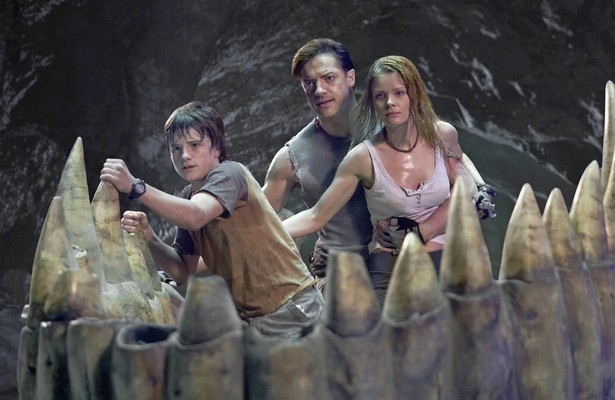Josh Hutcherson, Brendan Fraser en Anita Briem in Journey to the Center of the Earth