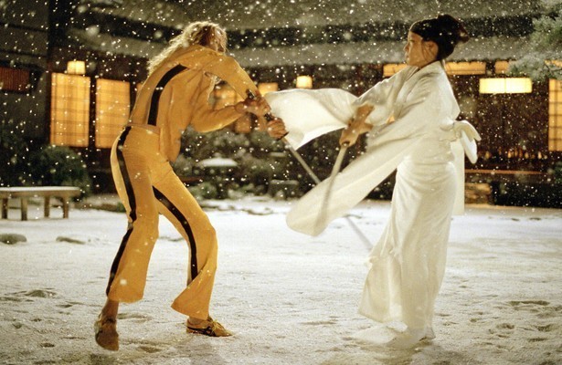 Uma Thurman als The Bride en Lucy Liu als O-Ren Ishii in Kill Bill: Vol. 1