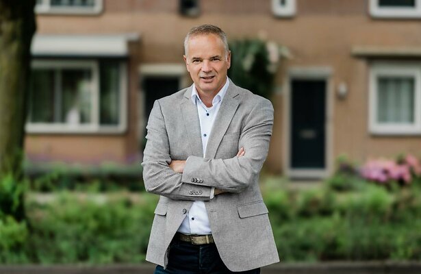 Alex van Keulen in Kopen Zonder Kijken