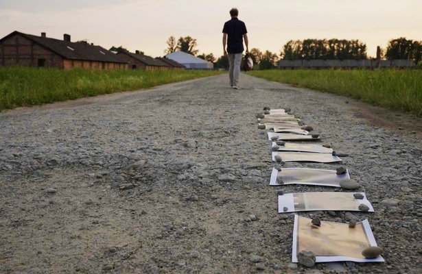 Kunst achter Prikkeldraad