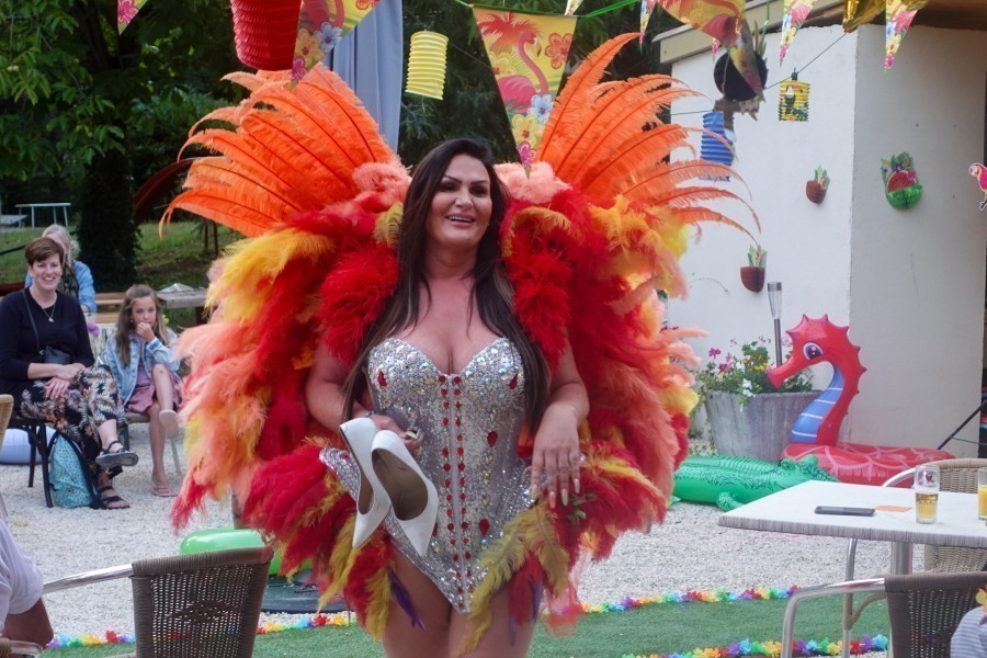 Louisa & Rowan Op De Camping