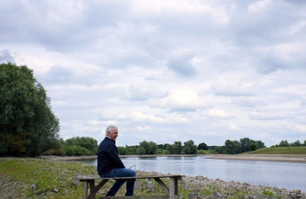 Huub Stapel in Langs de IJssel