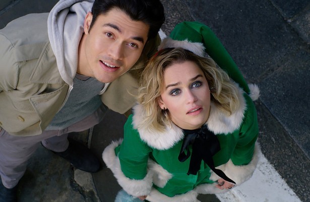 Emilia Clarke en Henry Golding