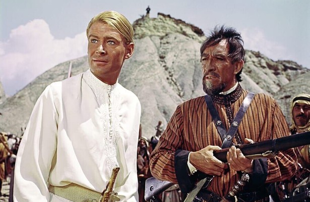 Peter O'Toole en Anthony Quinn in Lawrence of Arabia