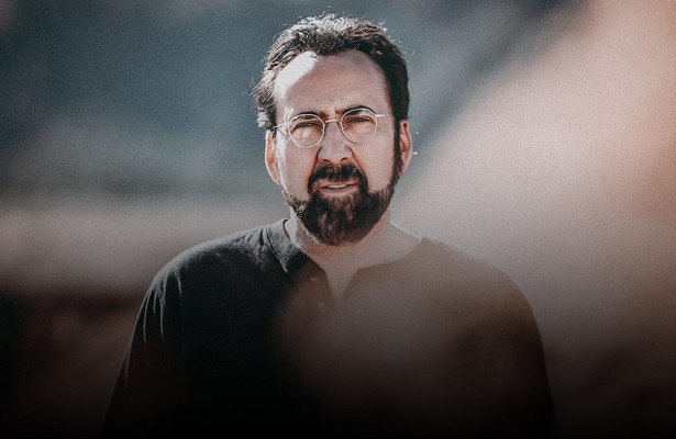 Nicolas Cage in Looking Glass