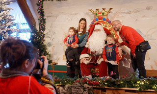 Marchés de Noël en folie et décorations de plus en plus magiques