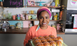 Nadiya Bakes