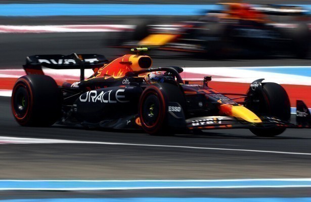 Max Verstappen in zijn F1-auto