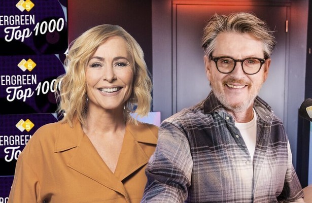 Angela Groothuizen en Erik de Zwart in NPO Radio 5 Evergreen Top 1000