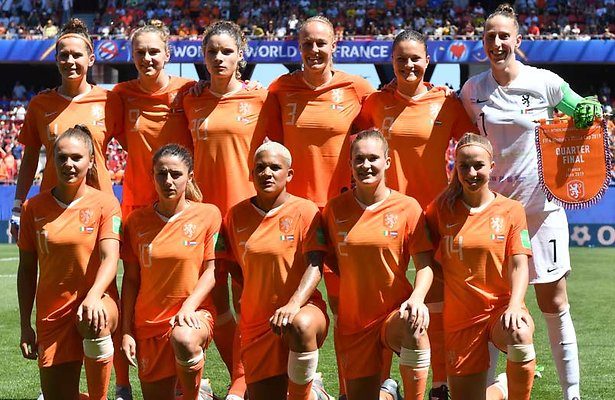 Oranje vrouwen