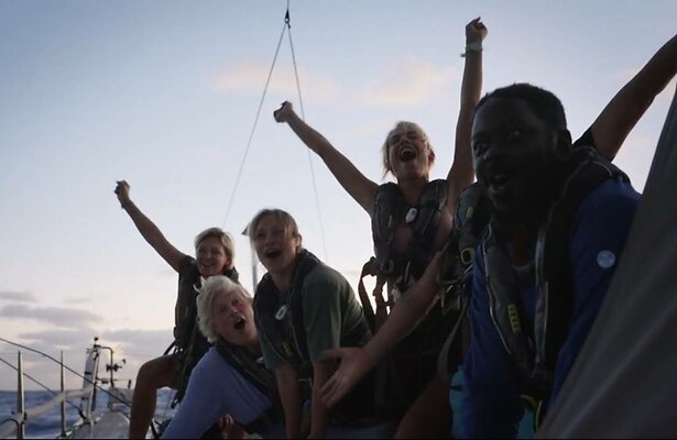 Land, Ahoi, roepen de kandidaten van Over De Oceaan.