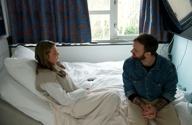 Zoë en Tim Hofman in Over Mijn Lijk