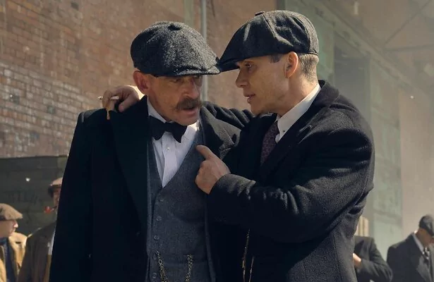  Cillian Murphy keert terug in zijn hoofdrol als de Birminghamse gangster Tommy Shelby.