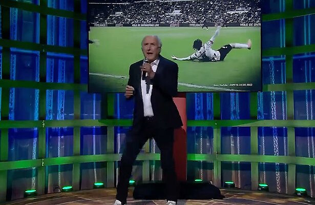 Peter Koelewijn in Even Tot Hier