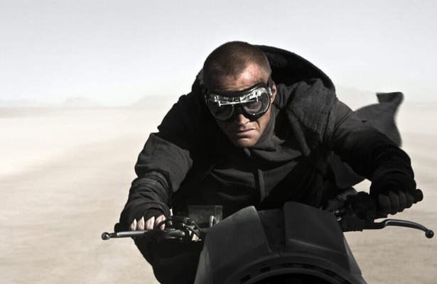 Paul Bettany als Priest