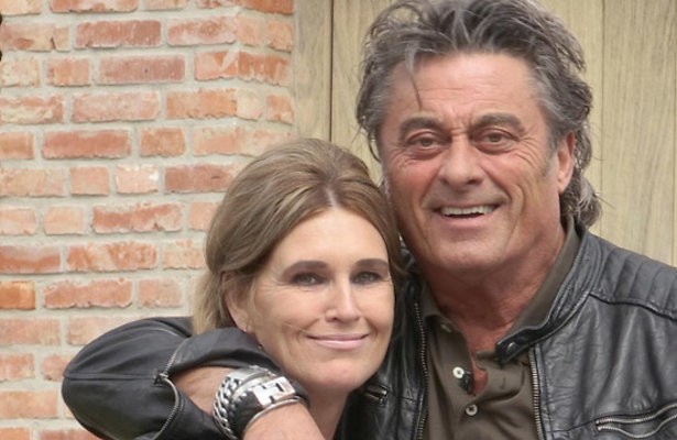 Volkszanger Rob van Draal in Steenrijk, Straatarm