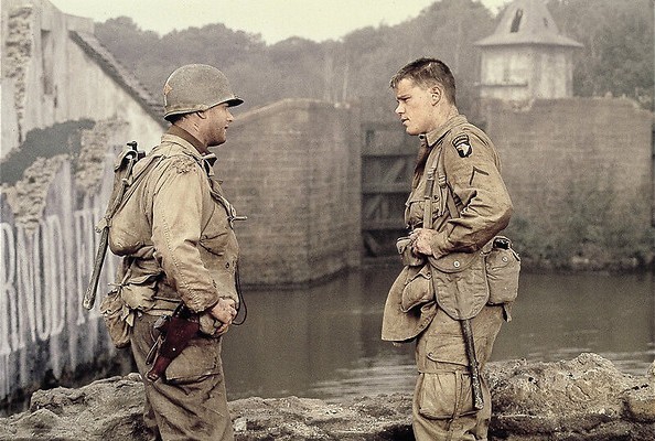 Tom Hanks moet Matt Damon redden