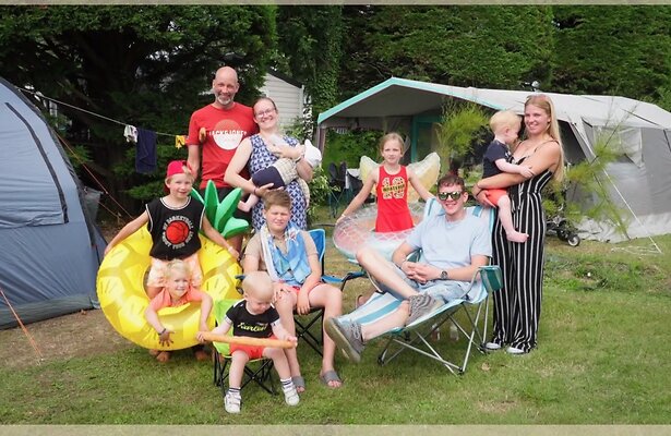 Grote Gezinnen, Grote Vakanties