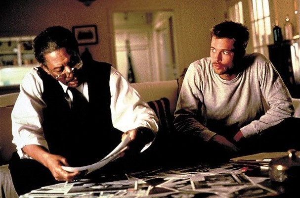 Morgan Freeman en Brad Pitt lossen moorden op