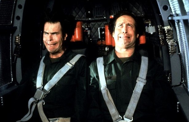Chevy Chase en Dan Aykroyd zijn nepspionnen