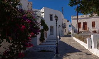 Santorin et Milos, les cyclades volcaniques