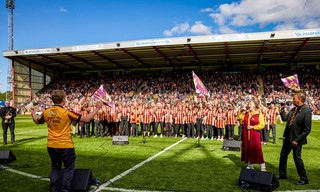 Sing when you're winning