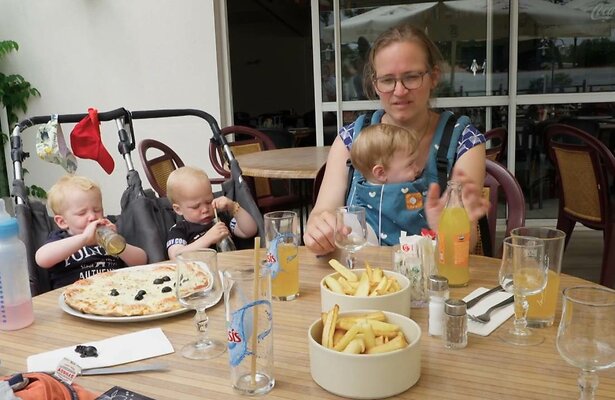 Familie Scheerhoorn in Grote Gezinnen, Grote Vakanties