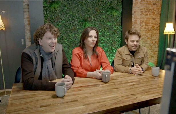 Daria van den Bercken met medejuryleden Dominic Seldis en Roel van Velzen