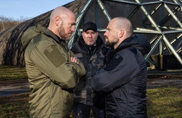 Ray Klaassens, Dai Carter en Jeroen van Koningsbrugge voor Strijders