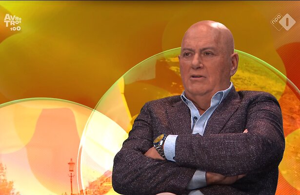 Jack van Gelder geeft commentaar