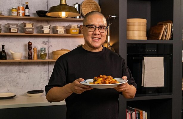 Dan Hong voor The Streets with Dan Hong