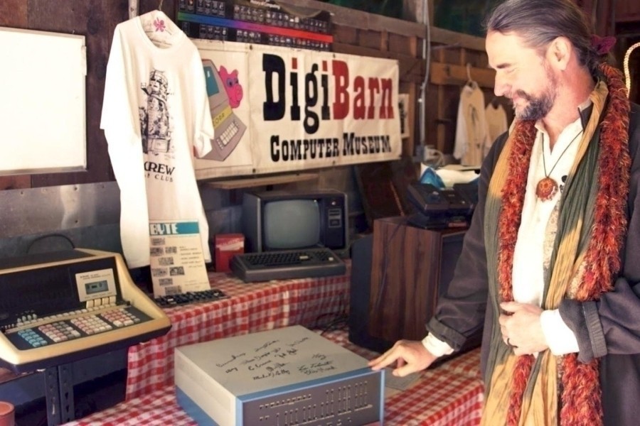 The Silicon Valley Revolution: How a Few Nerds Changed the World