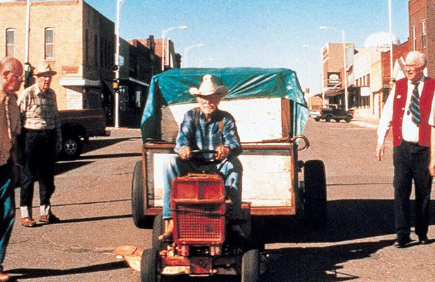 Richard Farnsworth in The Straight Story