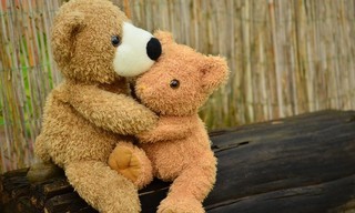 Vier handen op één buik