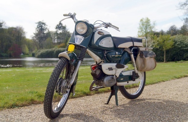 De Sparta-brommer uit Van Onschatbare Waarde