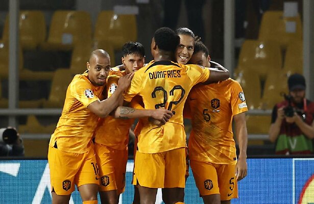 Virgil van Dijk, Donyell Malen, Tijjani Reijnders en Stefan de Vrij 