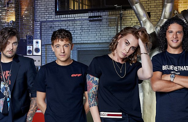 De TV van gisteren: Liveshows Voice of Holland openen onder twee miljoen