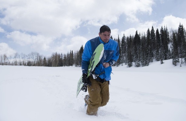 Josh Hartnett in 6 Below: Miracle on the Mountain